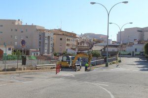 Se inicia las obras de ampliación del aparcamiento entre la calle Llibertat y avenida del Norte de Calp - (foto 2) Se inicia las obras de ampliación del aparcamiento entre la calle Llibertat y avenida del Norte de Calp - (foto 2)