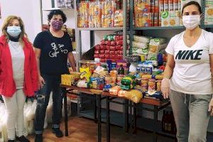 El economato de Cáritas Aldaia duplica sus atenciones y reparte 21.000 kilos de alimentos a más de 1.200 personas desde el estado de alarma