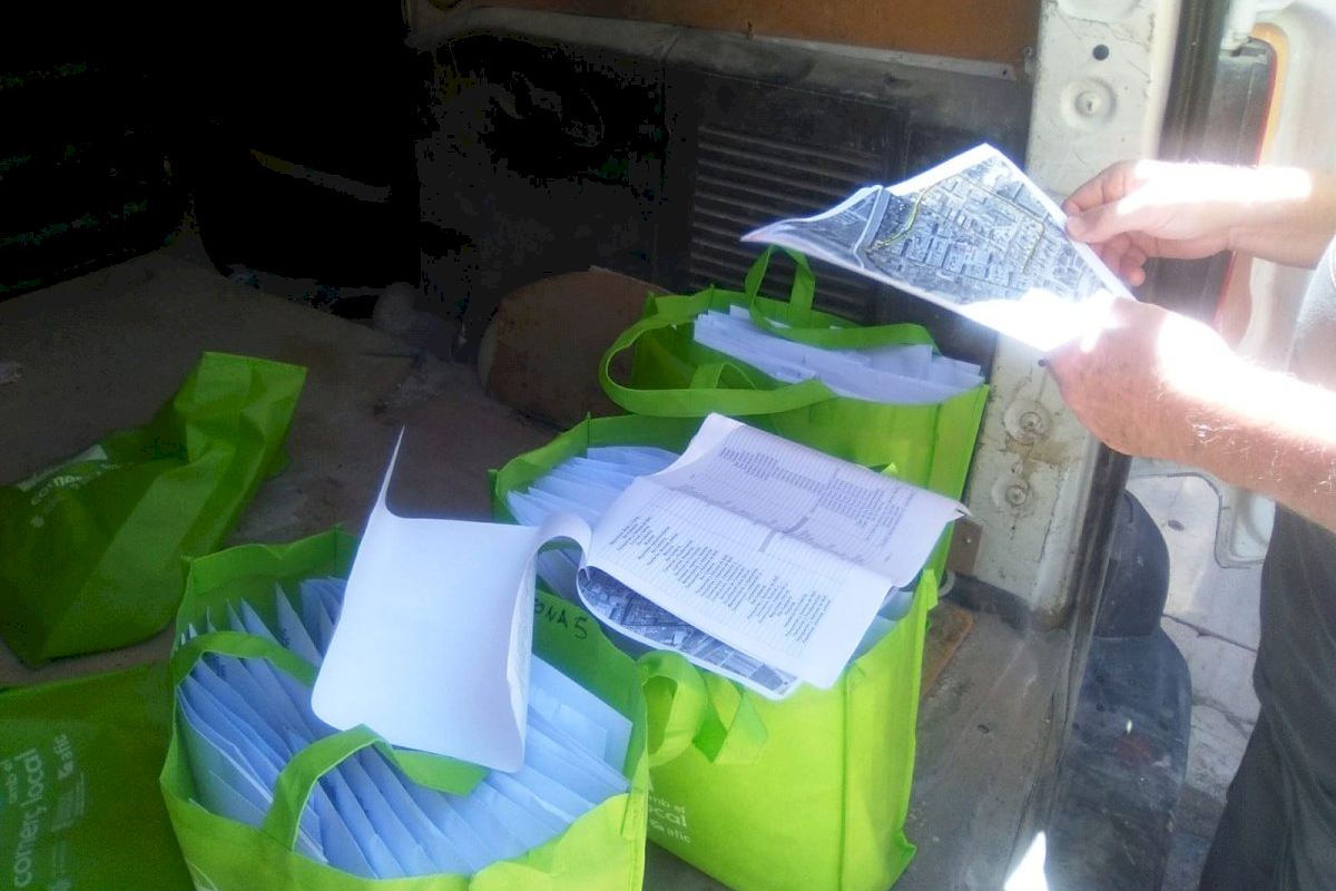 Xirivella amplía el reparto de mascarillas a sus 600 comercios