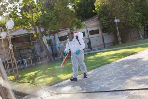 El Ayuntamiento de l’Alfàs desinfecta las instalaciones deportivas al aire libre