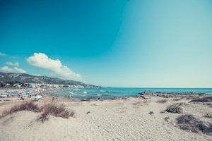 El Ayuntamiento de Alcalà-Alcossebre denuncia la ambigüedad de los protocolos para la apertura de playas y que se traslade toda la responsabilidad a los municipios