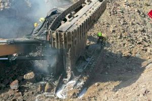 Fallece un trabajador tras caerle encima una maquina de grandes dimensiones en Agost