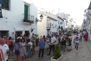 Abierto el plazo de preinscripción y recogida de telas para Balconades d´ Altea