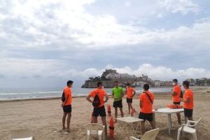 Peñíscola abre sus playas con baja ocupación y ambiente tranquilo