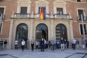 La Diputació de Castelló guarda un minut de silenci en memòria de les víctimes de la COVID-19