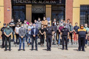 Sagunto guarda un minuto de silencio con motivo del final de los 10 días oficiales de luto en memoria de las víctimas de la COVID-19