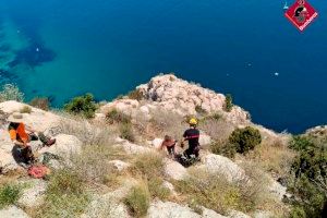 Rescatats un home i tres xiquetes d'onze anys al Penó d'Ifach