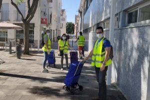 Más de 3500 niños y niñas de Alaquàs reciben las mascarillas higiénicas elaboradas por el grupo de personas voluntarias