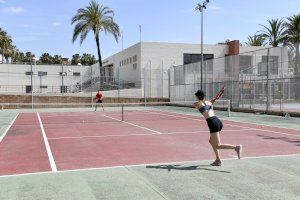 El polideportivo municipal de Paiporta reabre sus puertas con todas las medidas de seguridad