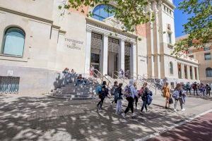 La Universitat de València, primera valenciana y quinta de España en el ranking CWUR, sobre calidad en educación y rendimiento en investigación