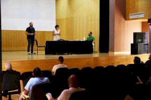 Orihuela incorpora a treinta trabajadores municipales