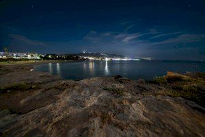 El Ayuntamiento de Alcalà-Alcossebre establece un dispositivo preventivo para evitar concentraciones en las playas en la noche de Sant Joan