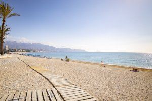 L’Alfàs recuerda que la playa de l’Albir permanecerá cerrada la noche de San Juan