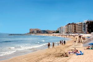 El Ayuntamiento recuerda que el horario establecido en las Playas de Torrevieja es de 08:30 a 20:30 horas