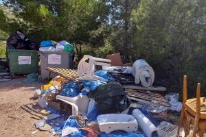 El Ayuntamiento de Buñol recoge más de 14.000 kilos de basura y enseres de los contenedores de diseminados de la población