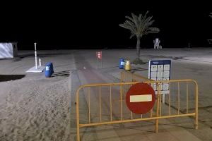 Gandia supera sin incidentes una noche de San Juan inexistente