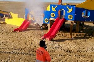 Peñíscola abre los parques infantiles en sus playas