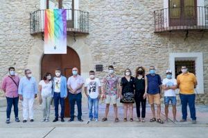 La Vila Joiosa conmemora el Día Internacional del Orgullo LGTBI celebrando su diversidad La Vila Joiosa conmemora el Día Internacional del Orgullo LGTBI celebrando su diversidad