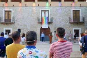 La Vila Joiosa conmemora el Día Internacional del Orgullo LGTBI celebrando su diversidad - (foto 3) La Vila Joiosa conmemora el Día Internacional del Orgullo LGTBI celebrando su diversidad - (foto 3)