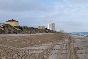Fallece un hombre en una embarcación en el Mareny de Barraquetes, en Sueca