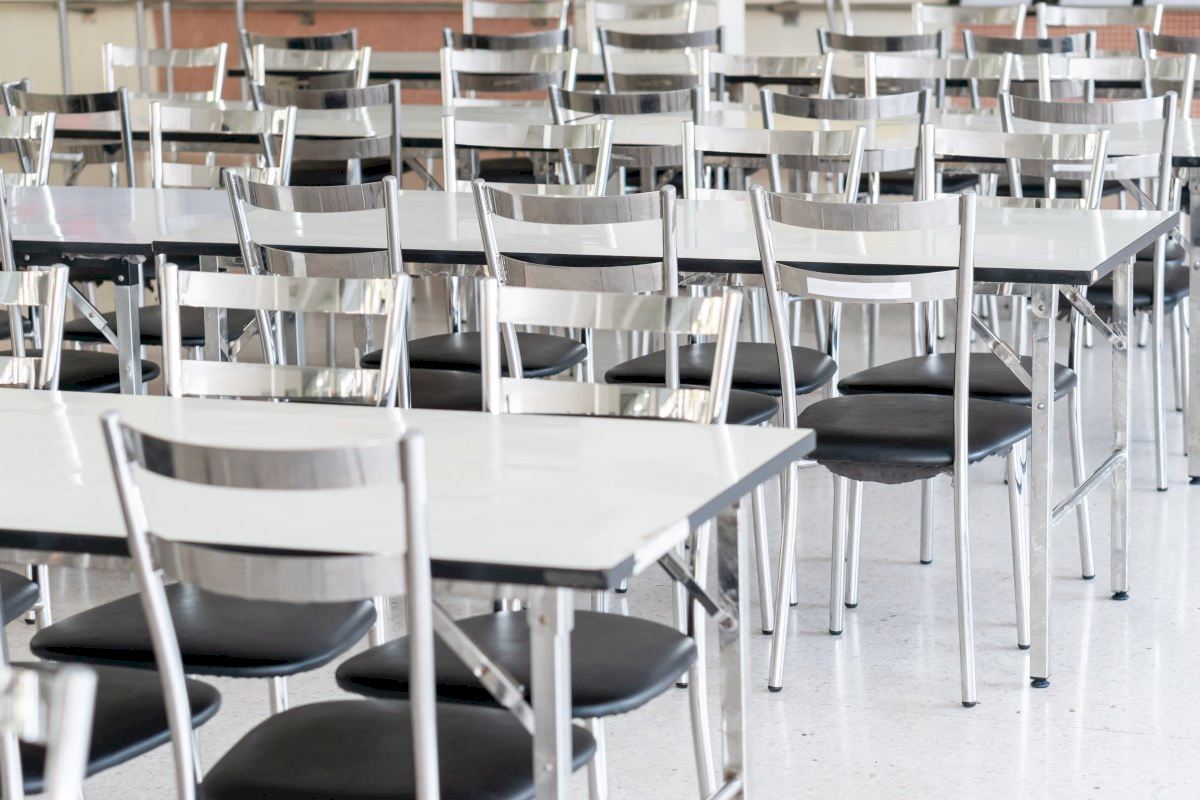 Las ayudas a becas de comedores escolares de la Concejalía de Educación beneficia a 113 familias de Godella