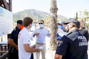 10 jóvenes informadores cuidan de ti este verano en la playa Racó de l’Albir de L´Alfàs