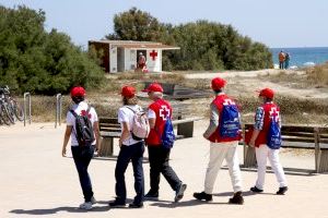 Este sábado comienza en València la labor del voluntariado socio-ambiental de Cruz Roja en la Devesa