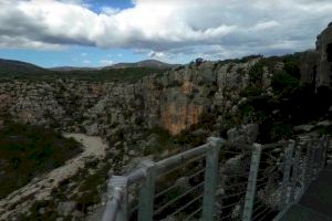 Rescatan a un joven de 19 años tras una caer en una zona montañosa de Olocau