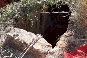 Rescatan a un hombre que había caída a un pozo en una finca de Benifairó de la Valldigna