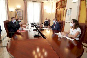 La Generalitat se compromete con el sector cerámico de Castellón - (foto 2)