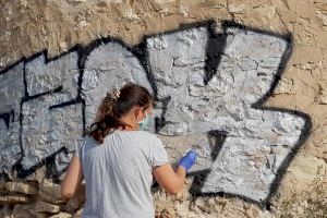Calp retoma los trabajos de mantenimiento y conservación de los Baños de la Reina Calp retoma los trabajos de mantenimiento y conservación de los Baños de la Reina