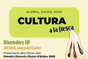 Alzira presenta les obres guanyadores dels Premis Literaris 2019 amb música i dansa