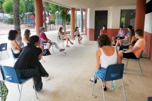 El departamento de Juventud de Paiporta se reúne con las asociaciones juveniles después del confinamiento para definir retos de futuro