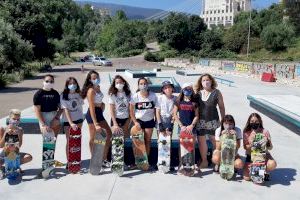 Nou taller d'iniciació al Skateboarding per a xiquetes