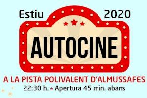 Almussafes, l'única localitat de la Ribera que organitza un autocinema d'estiu