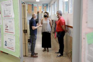 L’alcalde d'Alaquàs visita els col·legis per conèixer les necessitats de cada centre per al nou curs escolar - (foto 3)