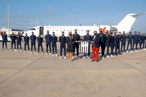 Marco presenta la nueva camiseta oficial del CD Castellón y traslada al club el apoyo de la ciudad