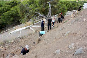 Les excavacions al Castell Vell troben la muralla de l’antic poblat i restes d’una torre defensiva