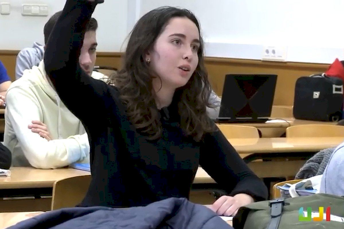 La Universitat Jaume I lanza una campaña para fomentar el uso del valenciano entre los universitarios