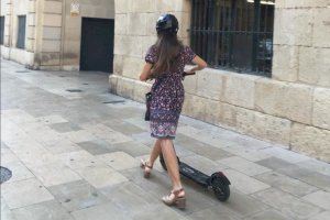 El Pleno aprueba la nueva ordenanza de Vehículos de Movilidad Personal para facilitar la utilización de los patinetes eléctricos en Alicante