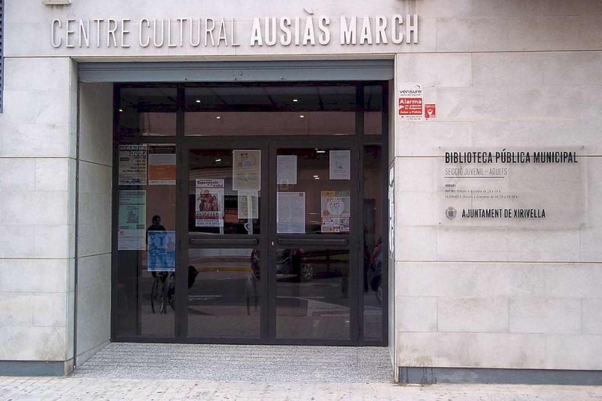 Compromís denuncia el cierre de todas las bibliotecas de Xirivella en agosto