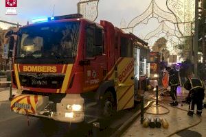 160 personas desalojadas en el incendio de un importante balneario de Oropesa