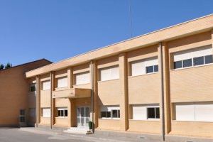 S'inicien les reformes a Crevillent en diversos col·legis perquè estiguen acabades abans de l'inici del curs escolar 20/21