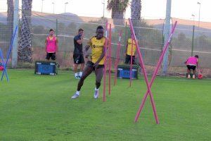 El Getafe CF entrenant a Oliva