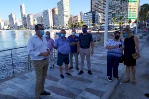 Los vecinos del Rincón de Loix de Benidorm se reúnen con sus representantes municipales