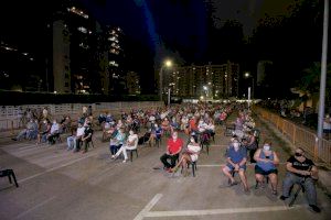 Gandia li posa música al COVID-19