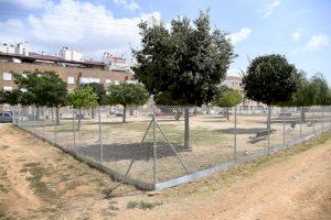 Paiporta reobri el parc caní del carrer Clara Campoamor