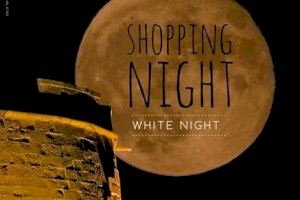 El 13 de agosto volverá la Shopping Night al núcleo urbano de Moraira