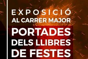 Paterna reúne en una exposición en la calle Mayor portadas de los libros de fiesta desde el año 1925