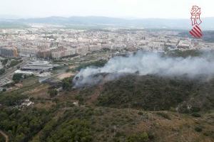 Estabilizado en 2 horas el incendio en Gandia, cerca de la ermita de Santa Anna